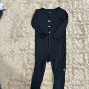 Kyte Baby snap romper long sleeve